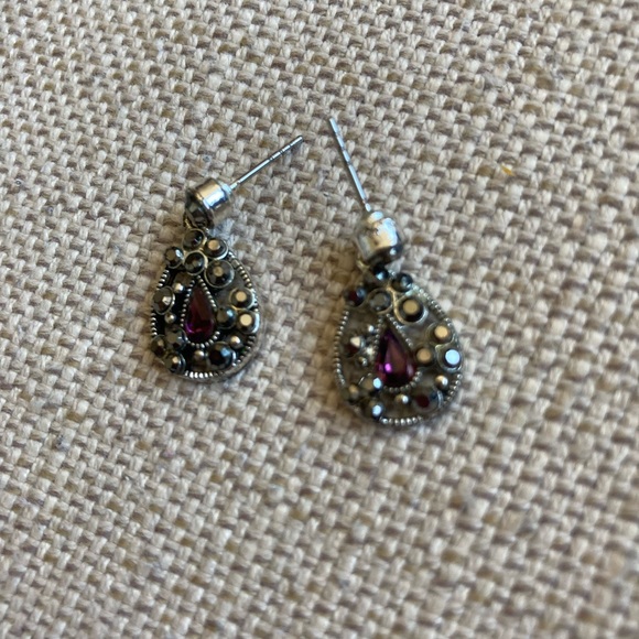 Vintage Dangle Earrings Silver Tone Metal, Amethyst and Marcasite stones - Picture 7 of 8